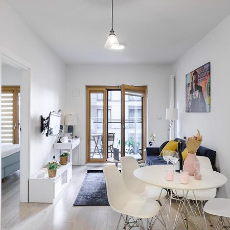 Luxury Apartment On Grzybowska Street Warsaw Exterior photo