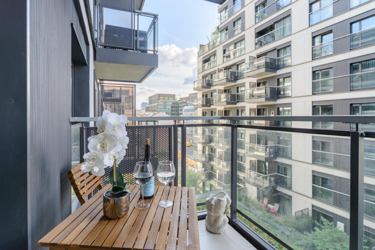 Luxury Apartment On Grzybowska Street Warsaw Exterior photo