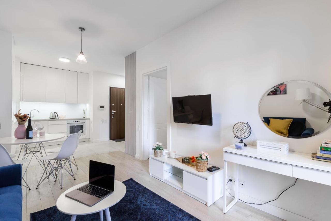 Luxury Apartment On Grzybowska Street Warsaw Exterior photo